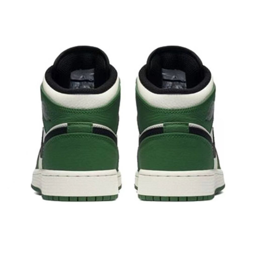 Giày thể thao nam Air Jordan 1 Mid  mũi xanh trắng giày thể thao