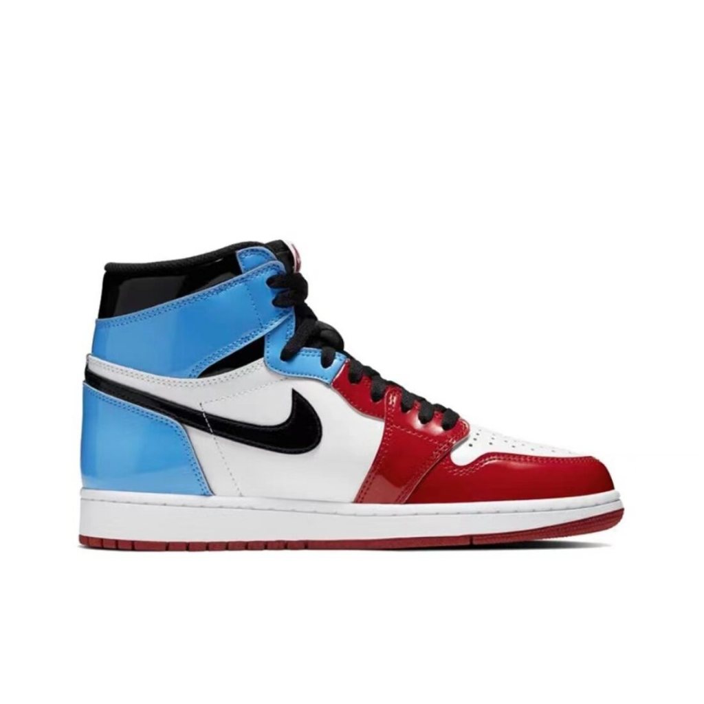 Giày thể thao nam JordanAir Jordan1 High Og Fearless Unc Chicago Patent Leather High Top Retro Giày bóng rổ nam cùng phong cách Xanh đỏ giày thể thao