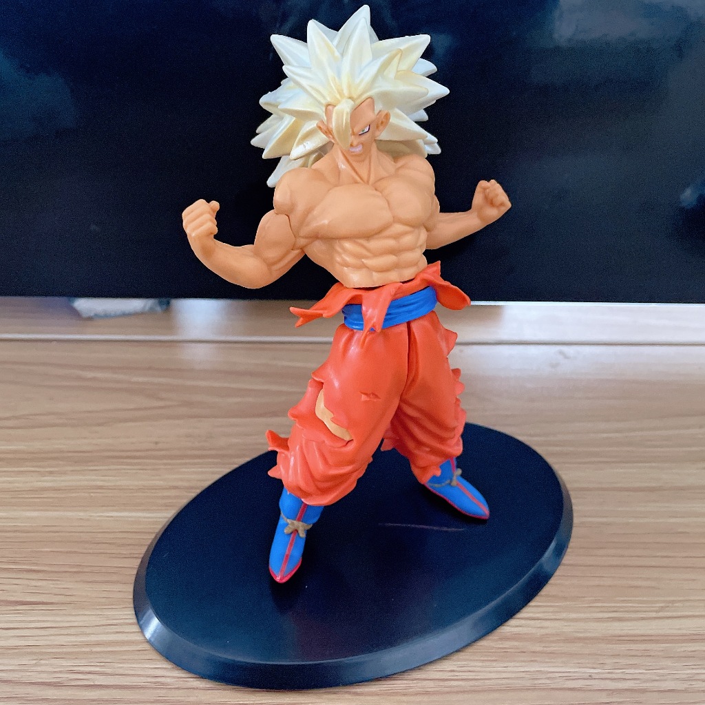 Mô Hình Nhân Vật super saiyan goku Trong dragon ball z 17cm