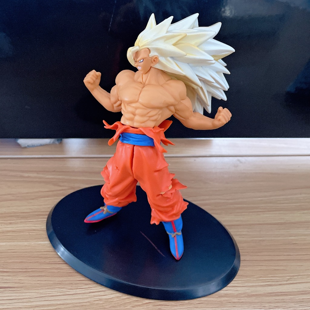 Mô Hình Nhân Vật super saiyan goku Trong dragon ball z 17cm
