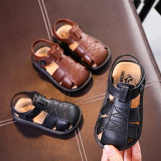 Sandal quai hậu quai cài nút cho bé trai