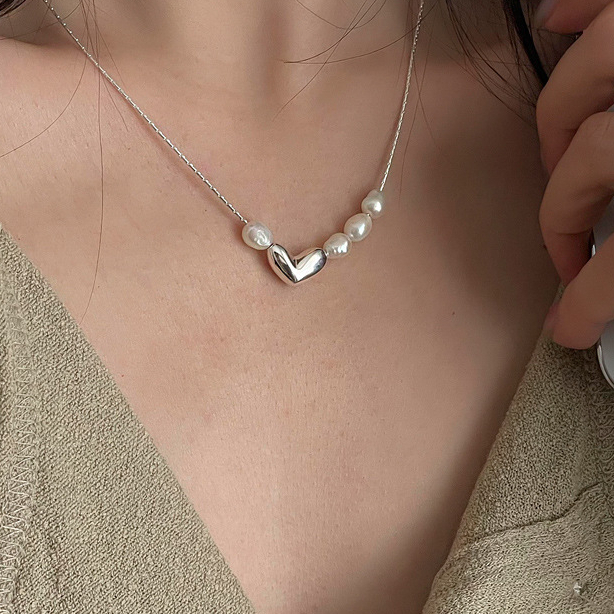 Dây Chuyền Ngọc Trai Tự Nhiên Hình Trái Tim Ba Chiều Đơn Giản