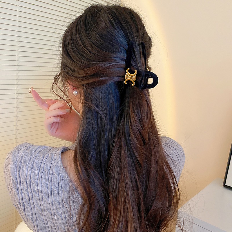 Kẹp Tóc Hình Cá Mập Nhỏ Xinh Thời Trang Thu Đông Cho Nữ