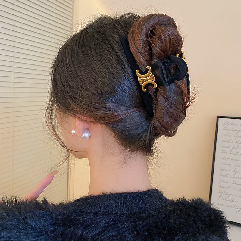 Kẹp Tóc Hình Cá Mập Nhỏ Xinh Thời Trang Thu Đông Cho Nữ