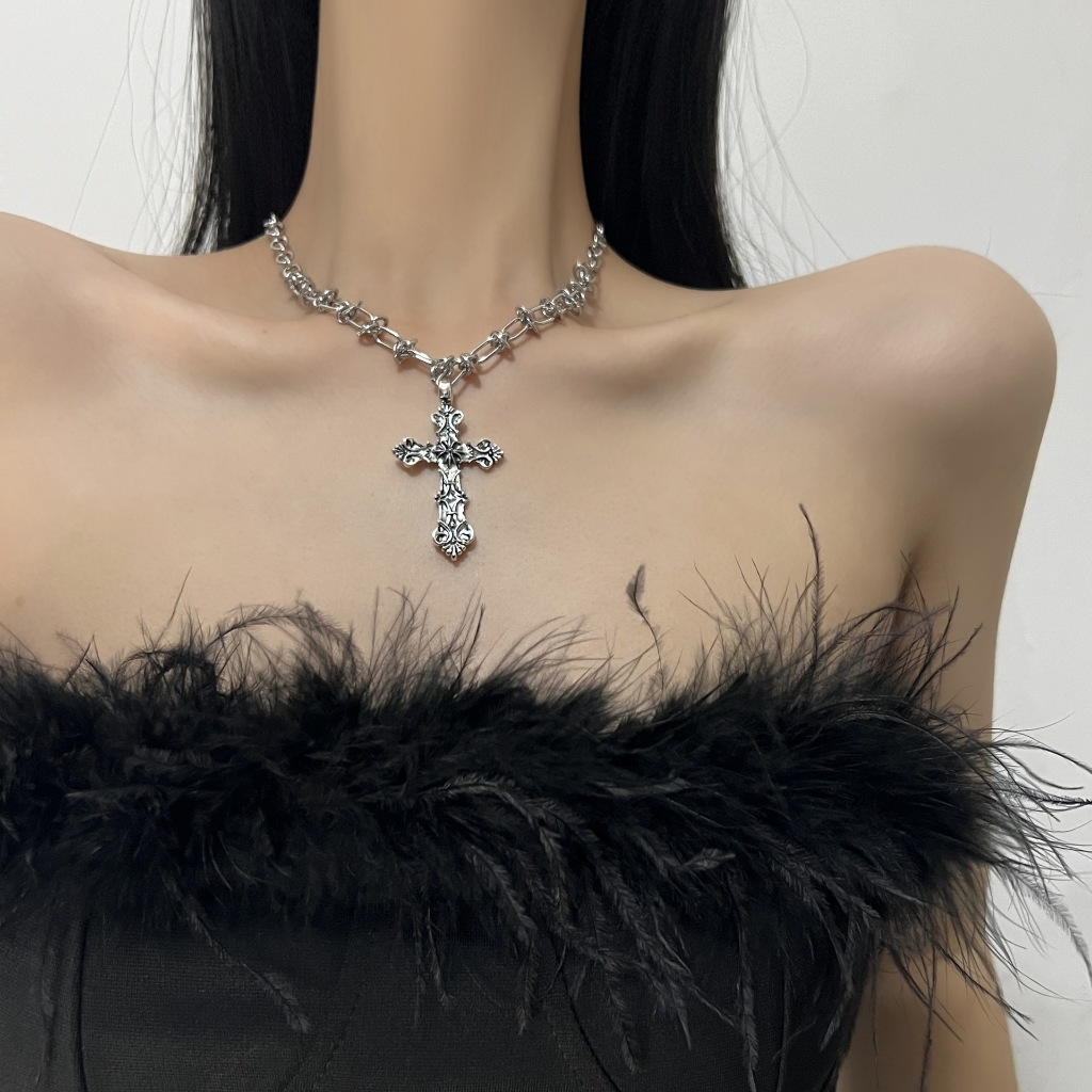 Vòng Cổ Dây Xích Mặt Thánh Giá Phong Cách punk Ngọt Ngào
