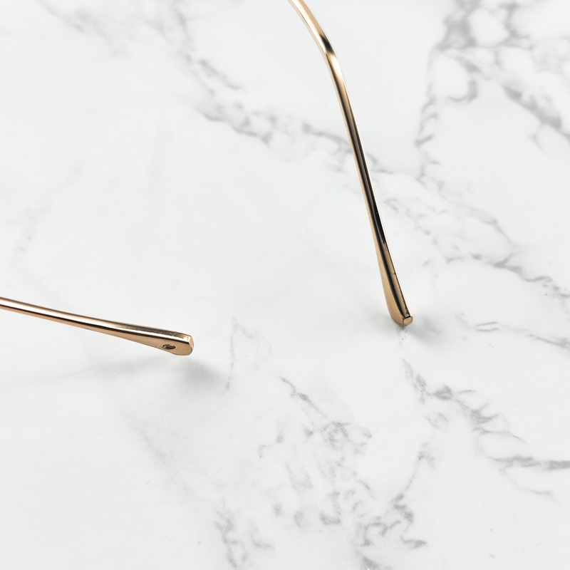 Kính Kim Loại VIENDO Chống Ánh Sáng Xanh Chống Tia UV400 Thời Trang kính đổi màu khi ra nắng Cho Nam Và Nữ