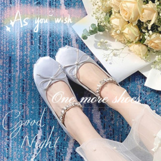 One more shoes⭐Giày Múa Ba Lê Đế Bằng Siêu Mềm Mũi Tròn Đính Đá Xinh Xắn