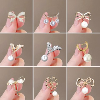 trâm cài áo Hình Bướm Đính Ngọc Trai / ghim cài quần áo cao cấp đính hạt nơ cài áo