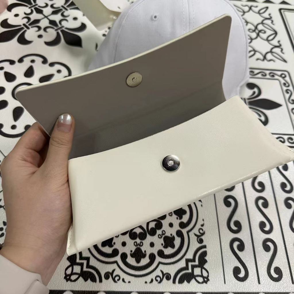 G + m 2023 Túi Thủy Tinh Màu Trắng Mới