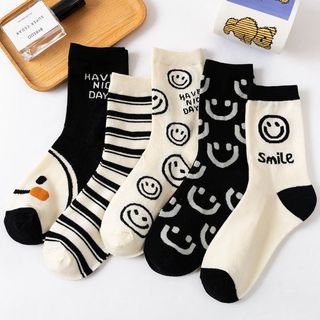 FHYL Vớ Cotton Cổ Trung Với Hoạ Tiết Mặt Cười Sọc Ngang Dễ Thương 2 Tông Màu Trắng Đen Phong Cách Hàn quốc Thời Trang Cho Nữ