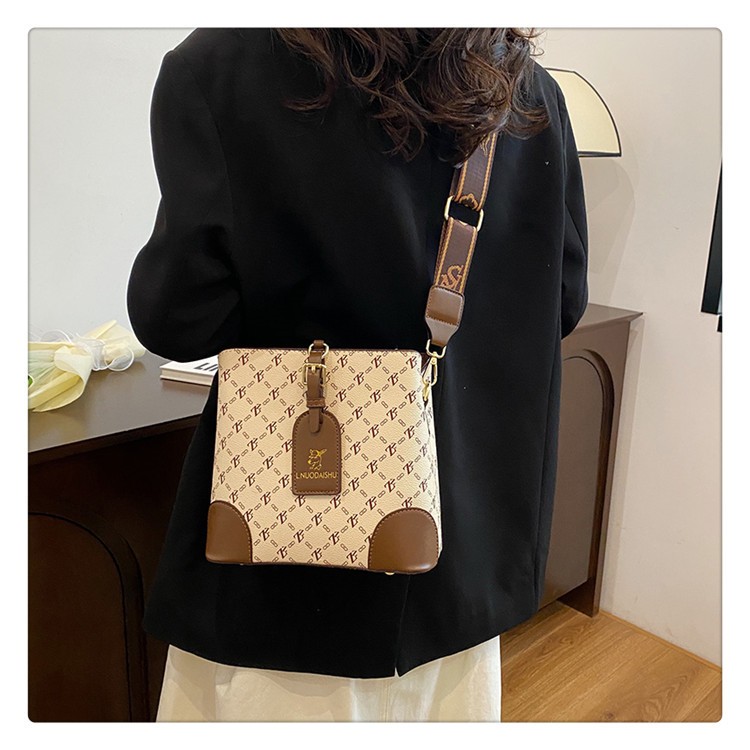 BAGSMART túi xách nữ đeo chéo  túi xách nữ 2023NEW Popular Phong Cách Hàn Quốc INS phù hợp du lịch GDJ23B0NF6 47Z231120