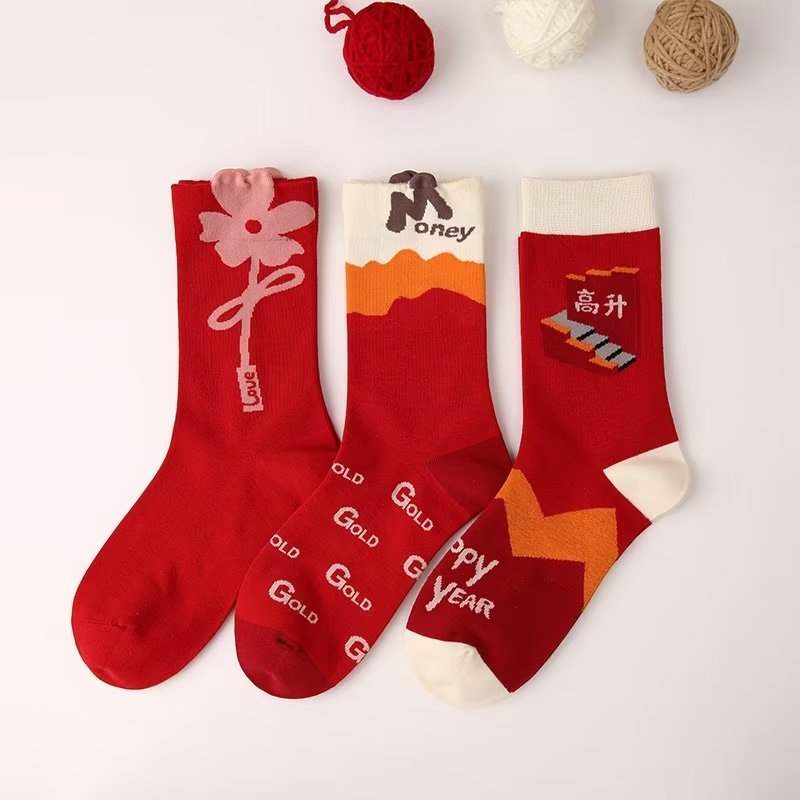 Tất Nam Nữ In Hình Rồng Năm Mới May Mắn