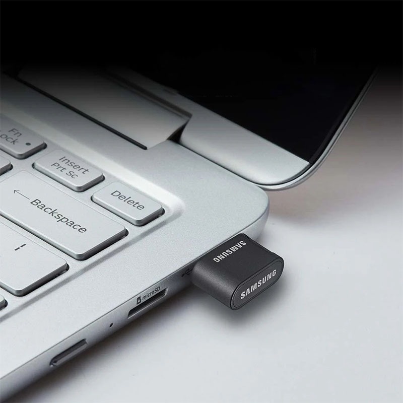 Bộ Nhớ usb mini 64gb Dung Lượng Thực 32gb 16gb 8gb 4gb Dành Cho Điện Thoại Di Động / Máy Tính / tvs