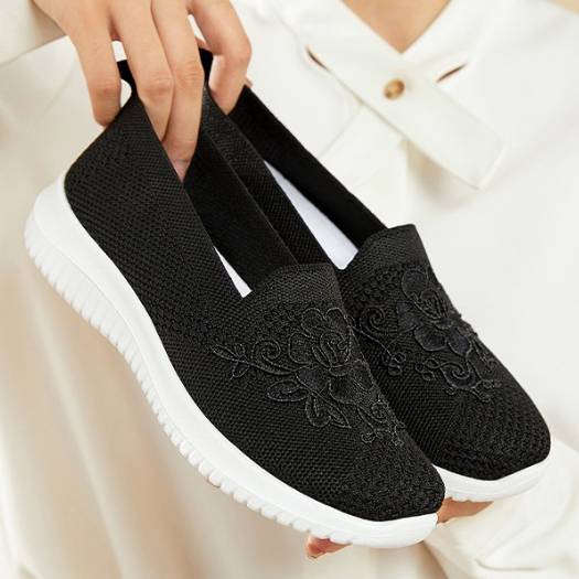 Giày Búp Bê Vải Thêu Họa Tiết Phong Cách Bắc Kinh Cổ Điển Mới 2023 Cho Nữ