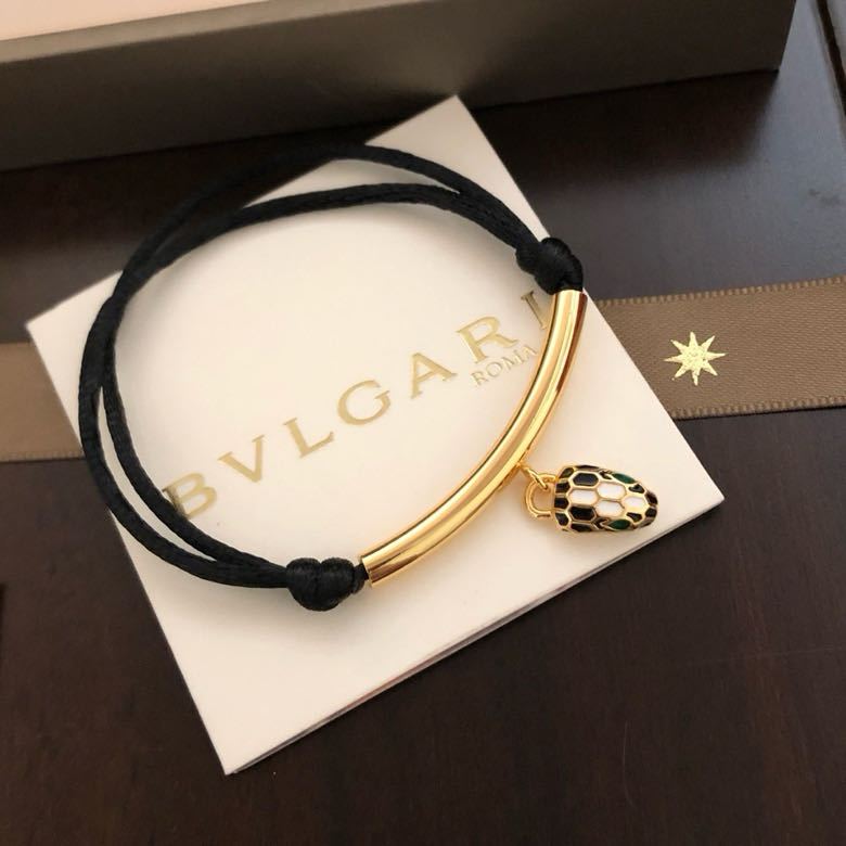 Vòng Tay Mạ Vàng 18k Hình Rắn Độc Đáo