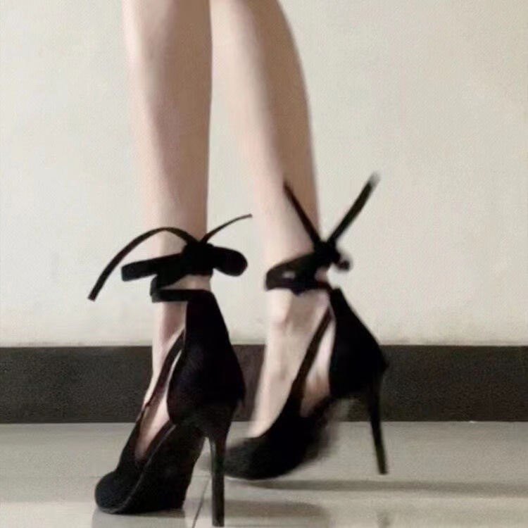 BẠCH LỘC ĐẠI NHÂN✨Giày Cao Gót Bít Mũi Màu Đen Quyến Rũ Cho Nữ（6CM）