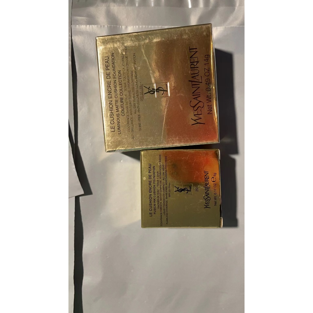 Ysl Đệm Hơi Cách Ly Bằng Da Phối Nhung Màu Đỏ Đen Sang Trọng