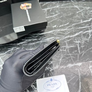 Prada Ví Da Gấp Đa Năng Chất Lượng