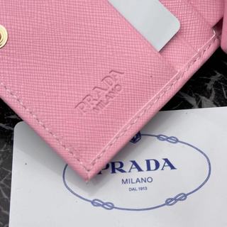 Prada Ví Da Gấp Đa Năng Chất Lượng