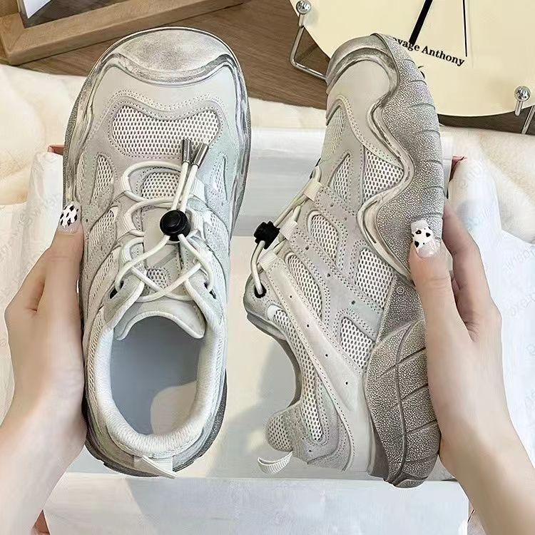 Giày Sneaker Đế Dày Phong Cách Mới 2023