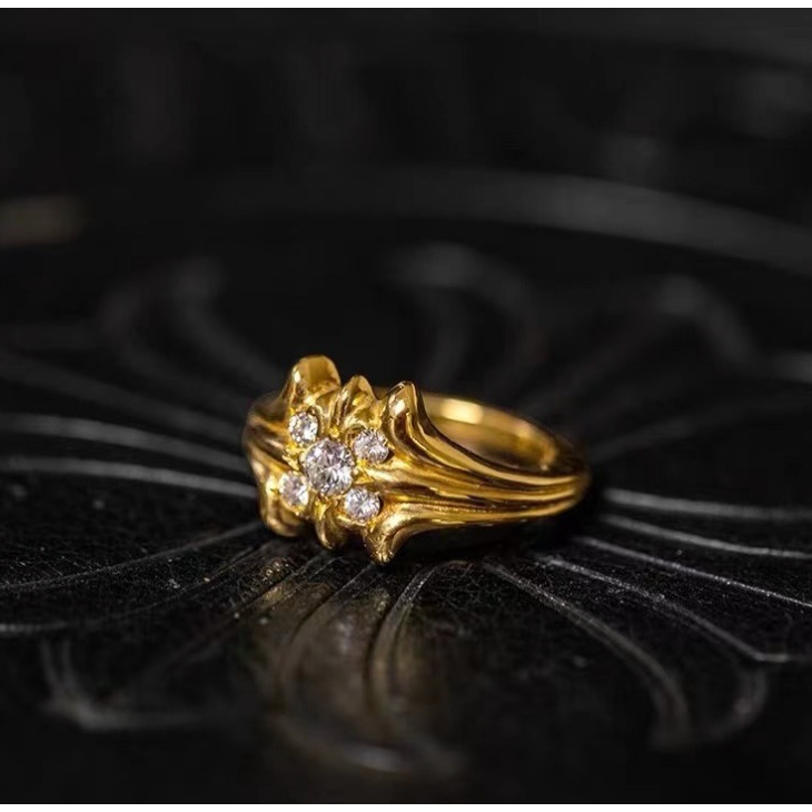 Nhẫn CặP Mạ VàNg 22K ĐíNh Kim Cương Giả HìNh Vương MiệN