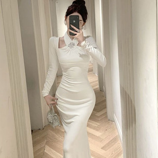Đầm Dài Tay Cổ Yếm Đính Đá Phong Cách Công Nghiệp Mới Siêu Đẹp Cho Nữ