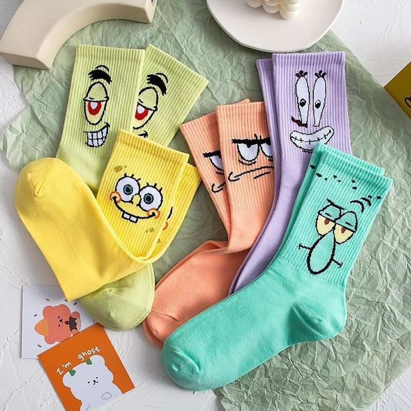 Miu🔮Tất Cổ Cao Nữ，Vớ cotton Cổ Vừa In Họa Tiết Hoạt Hình Mặt Cười Vui Nhộn Thời Trang Cho Nam Và Nữ