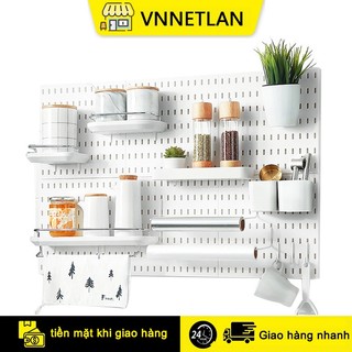Bảng pegboard treo đồ VNNETLAN bằng nhựa dán tường trang trí không đục lỗ cho bàn học/ phòng bếp/ nhà tắm