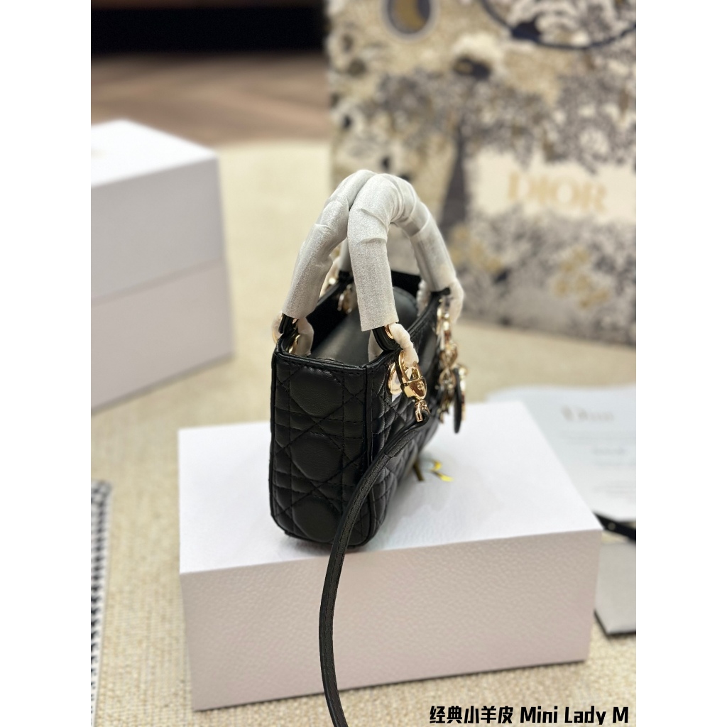 Túi Đeo Chéo Mini Hình Logo Màu Vàng Thời Trang Dành Cho Nữ