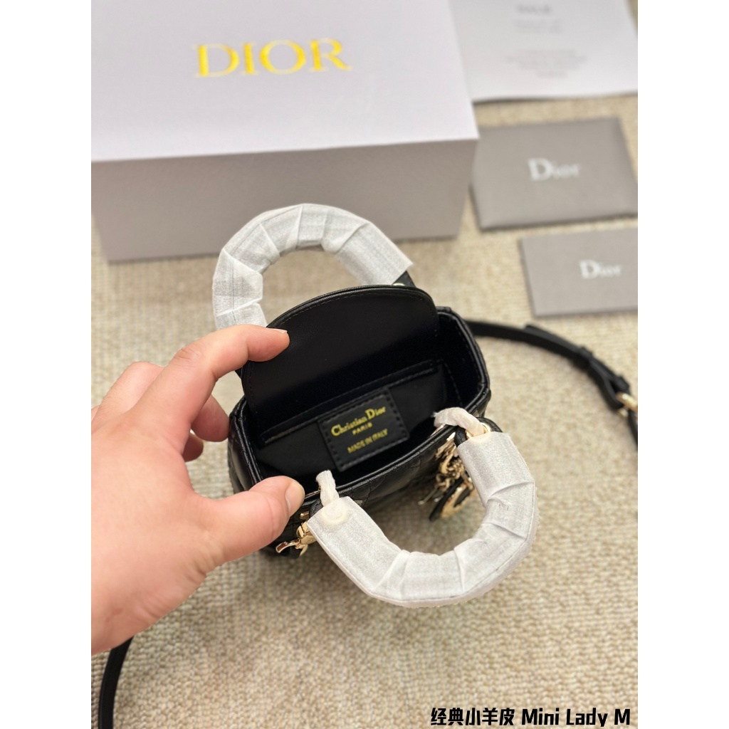 Túi Đeo Chéo Mini Hình Logo Màu Vàng Thời Trang Dành Cho Nữ