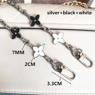 Dây chuyền túi cỏ ba lá