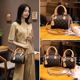 Hàng sẵn có-Bao đeo chéo dành cho nữ Túi xách tay Túi đeo vai Túi gối Presbyopic Túi vuông nhỏ Túi đeo ba lô dung tích lớn Túi đeo điện thoại di động Túi đeo vai bên nhẹ Túi đeo vai thời trang