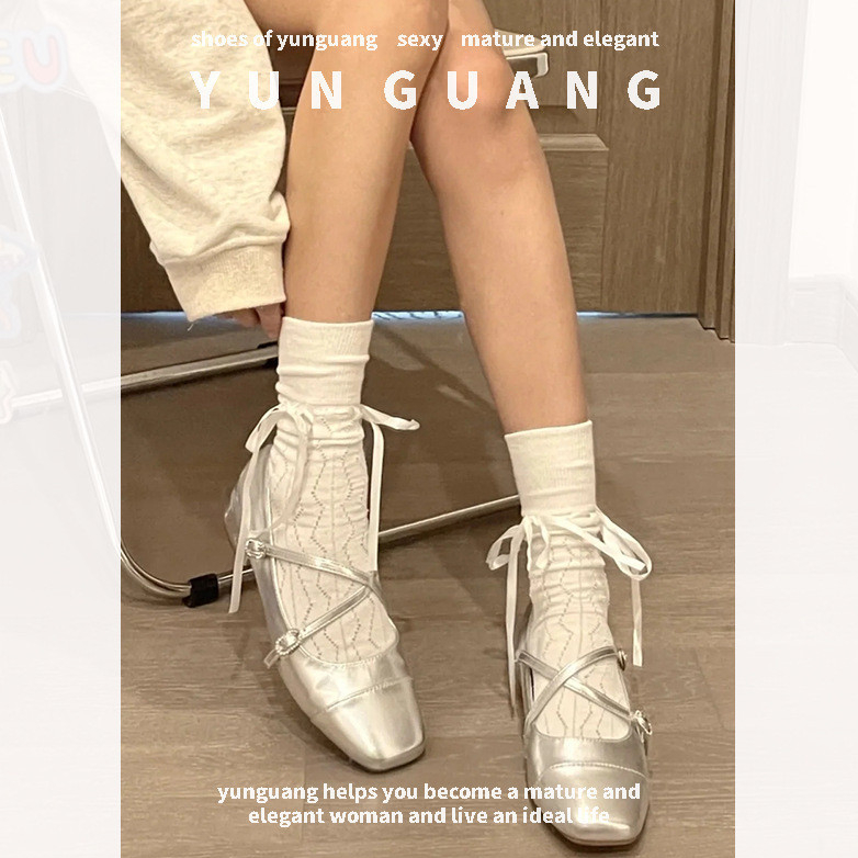 Yunguang Mỏng thoáng khí dây ruy băng nơ tất cotton ngắn giữa bắp chân rỗng phong cách múa ba lê đống vớ dành cho nữ