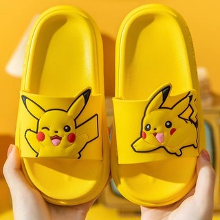 Đôi dép mang trong nhà tắm đế mềm họa tiết Pikachu chống trượt cho bé trai và bé gái/ bạn nữ