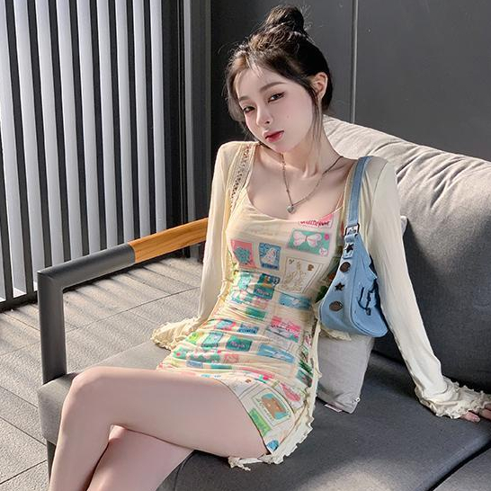 2024 Set Áo Váy Hai Dây + Áo Khoác Cardigan Chống Nắng In Áp Phích Thế Giới Truyện Tranh Mùa Hè Cho