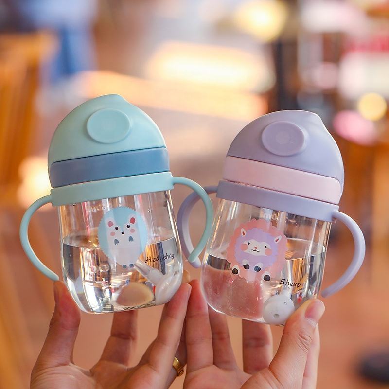 Bình Uống Nước silicone 10oz / 300ml Có Ống Hút Họa Tiết Hoạt Hình Cho Bé