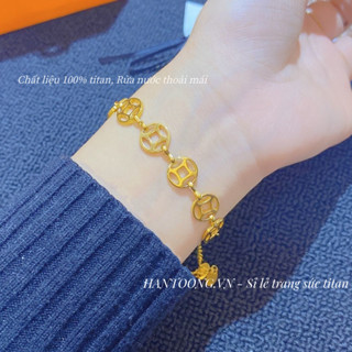 Lắc tay titan cao cấp không gỉ mạ vàng 24k thiết kế hoạ tiết đồng xu may mắn tài lộc dành cho nữ