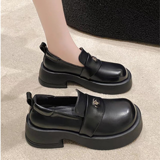 Giày lười nữ 2025 Đầu xuân Phong cách mới Giày Oxford đế dày màu đen tăng chiều cao 5CM Mũi tròn Giày Lolita gót thấp nữ