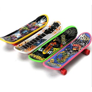 Ván trượt mini cỡ ngón tay kích thước 3.7"