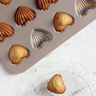 Chảo làm bánh khuôn Madeleine CHEFMADE, Máy nướng Shello Madeline hình trái tim 12 khoang để nướng bánh WK9422