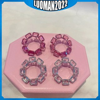 Bông tai hình tròn pha lê đường Swarovski Millenia làm quà sinh nhật cho bạn gái.