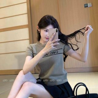 Áo thun nữ mỏng thêu mỏng mới 2024 có thẻ