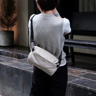 Úc BLY Bellroy Lite / Venture Sling Mini 4L / 6L / 7L / 9L / 10L Nhiều Năng Lực Túi Máy Ảnh Túi Thắt Lưng Túi Nhẹ Ngực Nam Nữ Túi Messenger Chống Thấm Nước Ngoài Trời Túi Đeo Vai Bên
