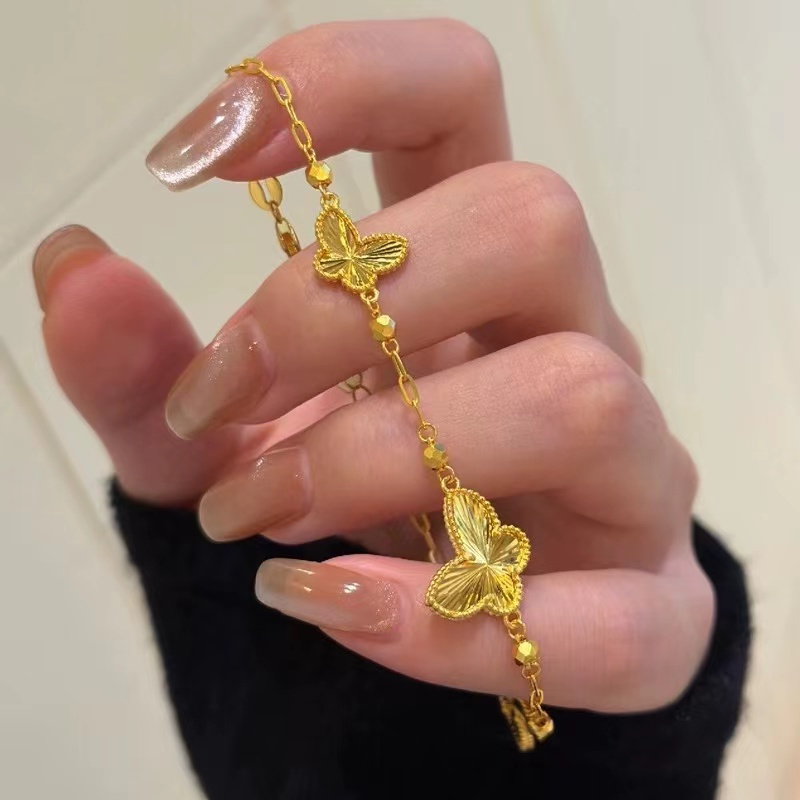 Việt Nam 1 Ngày Giao💕T Thép Titan Bướm Vòng Tay Nữ Pháp Nhẹ Nhàng Bốn Lá Cỏ Ba Lá Vòng Tay Bướm Tua Rua Mặt Dây Chuyền Vòng Cổ Nữ Phụ Kiện