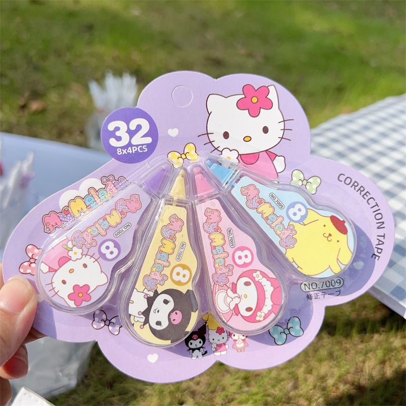 SANRIO Set 4 Bút Xóa Kéo Hoạt Hình Dễ Thương 32M