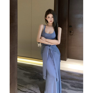 【COLORBLLIND】F Váy dài xếp lớp dây buộc hai mảnh giả