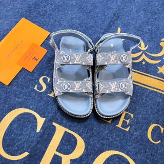 Xăng đan velcro da mới monogram 2024