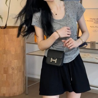 QADCOL Áo thun ngắn tay cổ chữ U của Mỹ Spice Girl Mùa hè 2024 mới skinny slim top 20240424