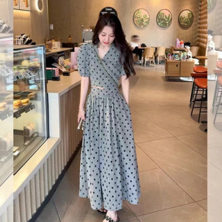 Phiên bản Hàn Quốc Bộ đồ chấm bi thời trang thông thường dành cho nữ Áo ngắn tay cổ chữ V + Váy chữ A dài vừa phải eo cao Bộ đồ hai mảnh