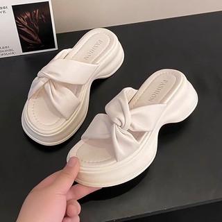 Leosoxs  dép sandal nữ dép bánh mì nữ dép bánh mì Chống Trượt Năng động Lịch lãm Thoải mái Phối hợp dễ dàng Đường may tỉ mỉ Đàn hồi tốt Thiết kế độc đáo FDL2440YLD 17Z240423